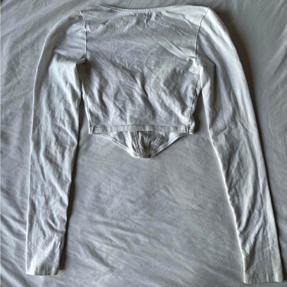 White Corset-Style Long Sleeve Crop Top - Size XXS - Picture 2 of 2